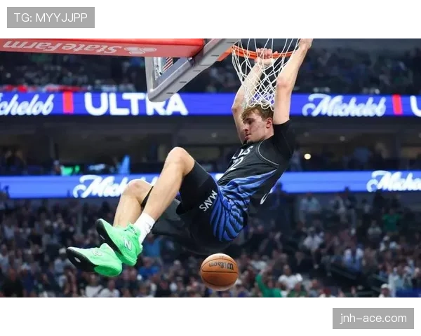 库珀·弗拉格突破拉开空间提升球队无球进攻效率