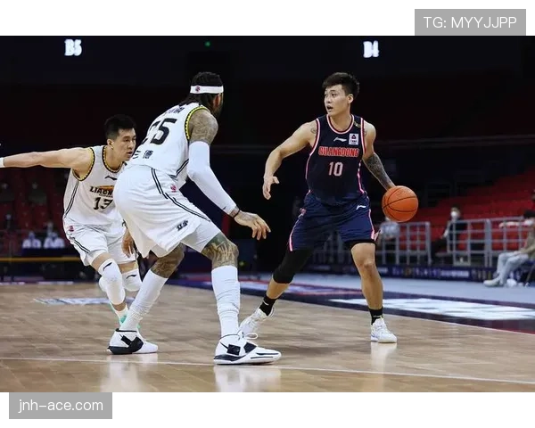 山东泰山攻防转换失衡问题凸显，防守稳固难掩进攻衔接短板