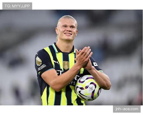 曼城围绕哈兰德猛攻，体系简化趋势显现，赛季表现稳定性面临考验